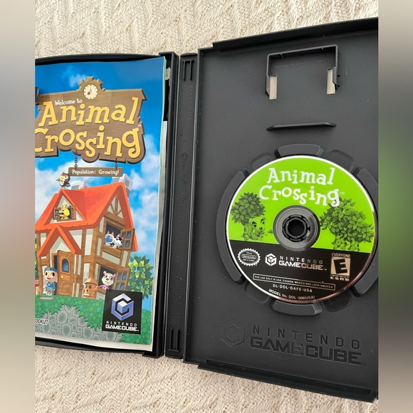 Animal Crossing (Nintendo GameCube, 2002) - Picture 2 of 4